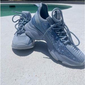 Maxima Baby Blue Multi - Steve Madden